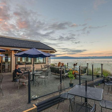 Bayside Oceanfront Resort Парксвилл Экстерьер фото