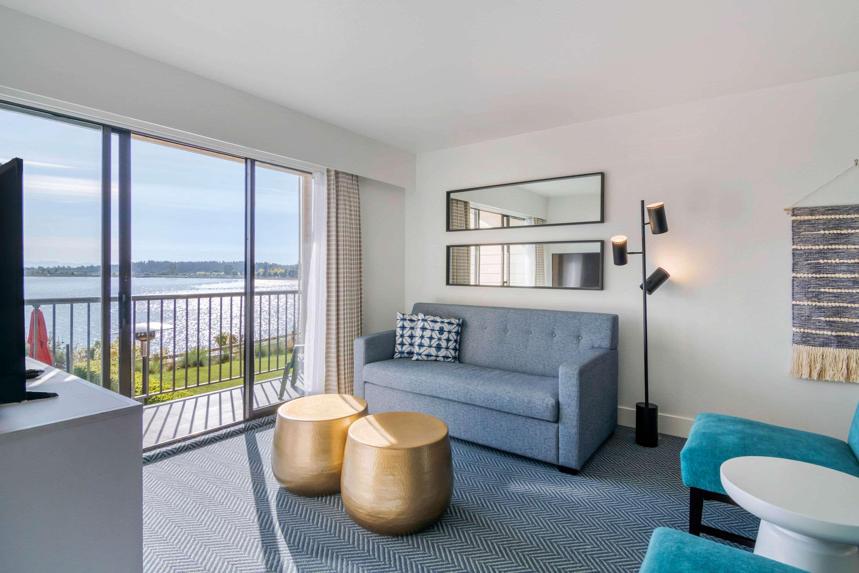 Bayside Oceanfront Resort Парксвилл Экстерьер фото