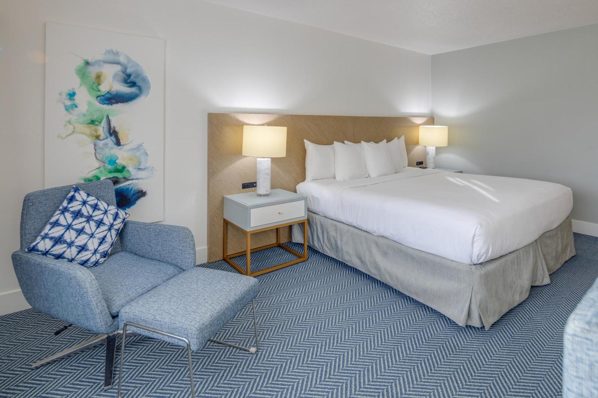Bayside Oceanfront Resort Парксвилл Экстерьер фото