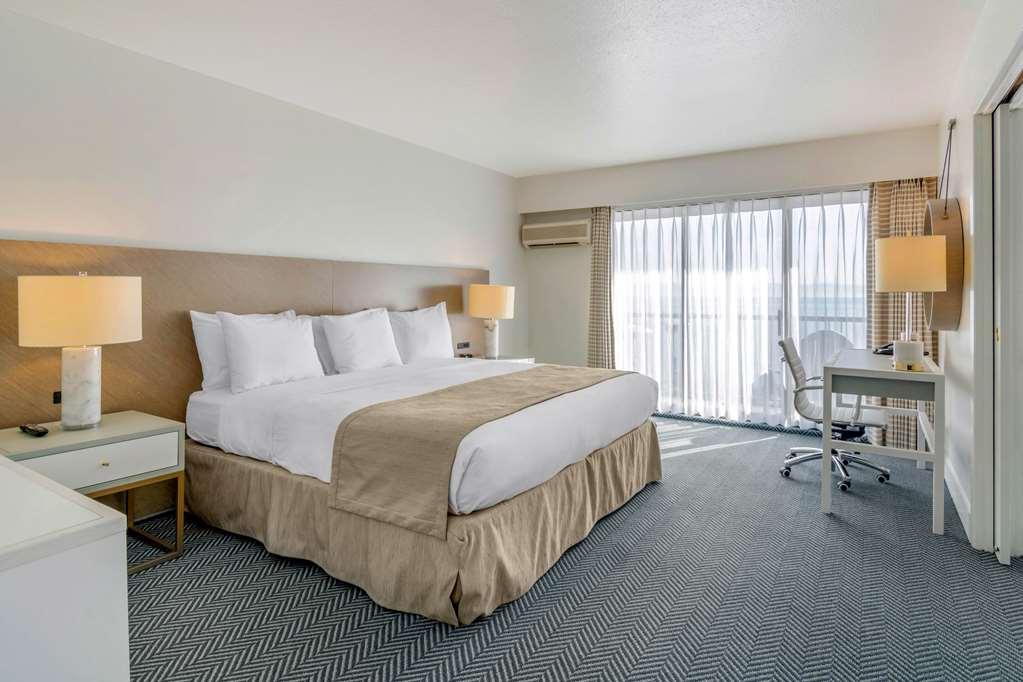 Bayside Oceanfront Resort Парксвилл Номер фото