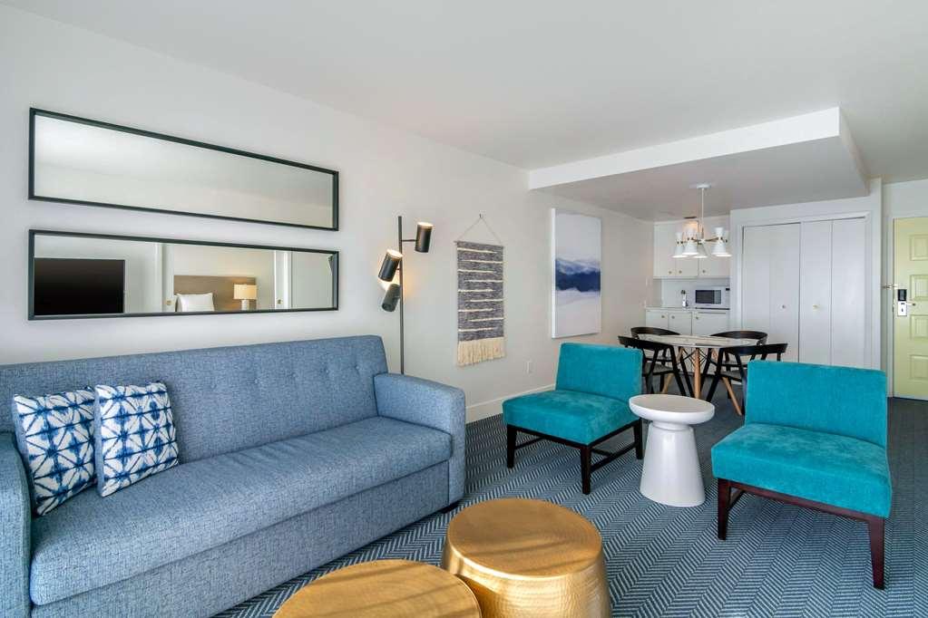Bayside Oceanfront Resort Парксвилл Номер фото